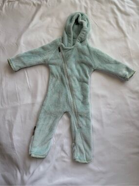 UGG Australia Infant Light Mint Green Fleece Hooded One-Piece Romper Bunting